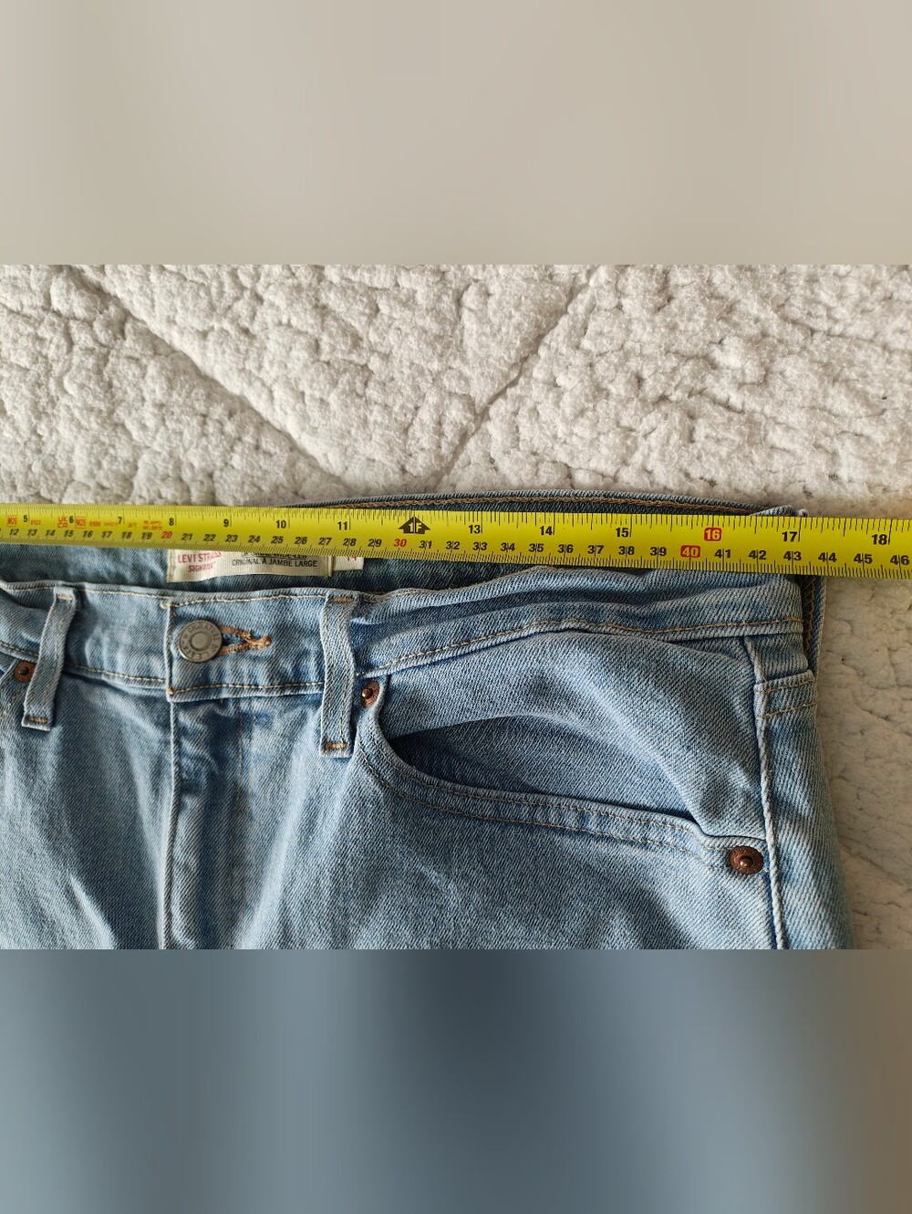 Levi's Light Blue High-Rise Wide Leg Jeans - Picture 10 of 15